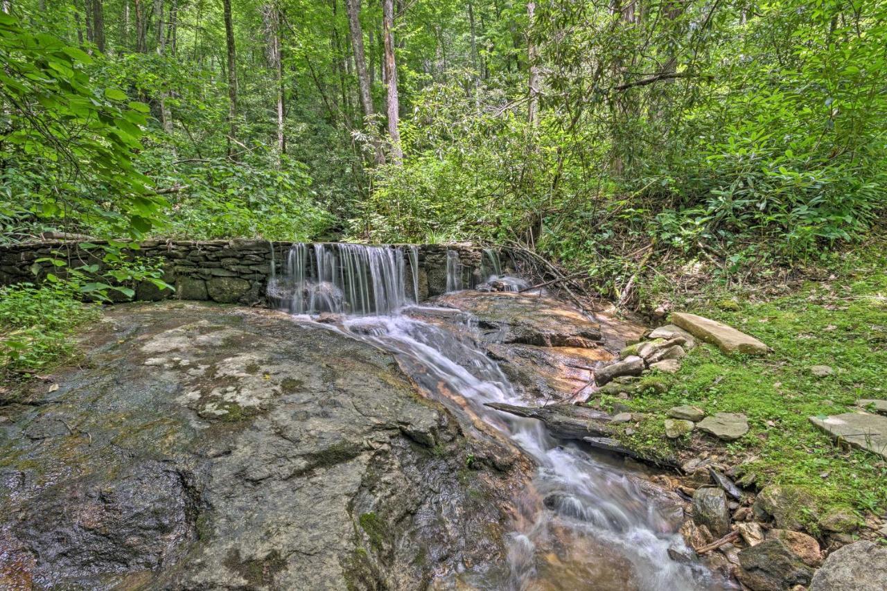 Creekside Cabin With Deck In Pisgah Forest! Barnardsville Kültér fotó